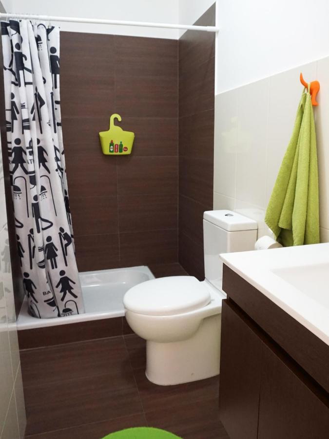 D Wan Guest House Пеніші Екстер'єр фото