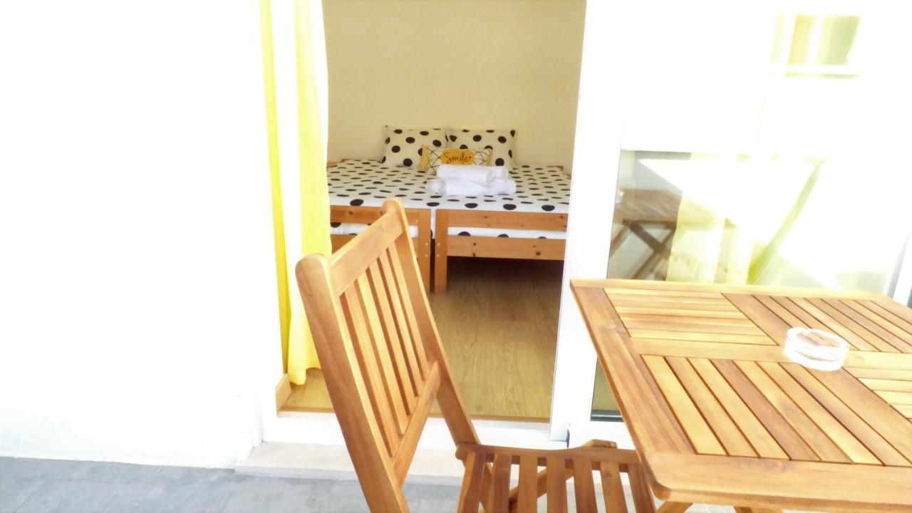 D Wan Guest House Пеніші Екстер'єр фото